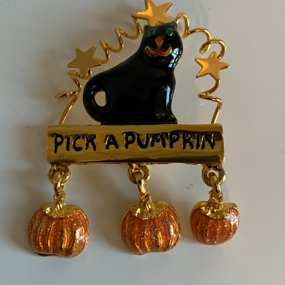 Vintage Halloween black cat, pick a pumpkin Fall black, orange & gold brooch pin - Picture 7 of 8